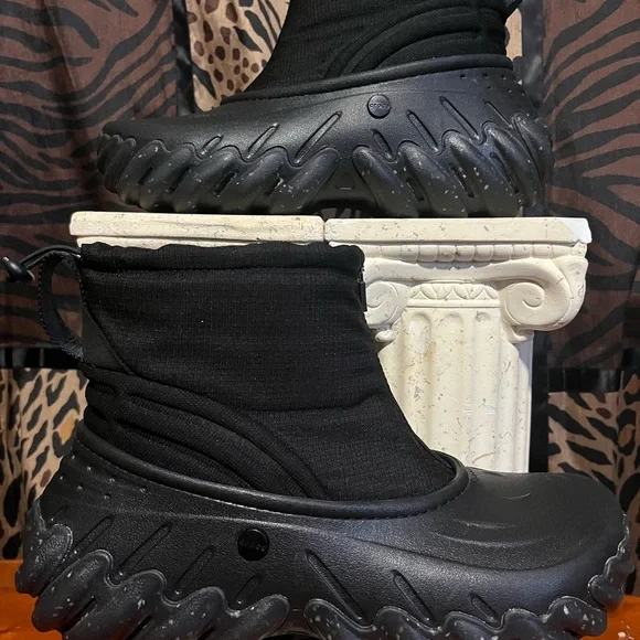 CROCS Echo Z Shield Zip Up Boots Size 11 - Picture 1 of 6